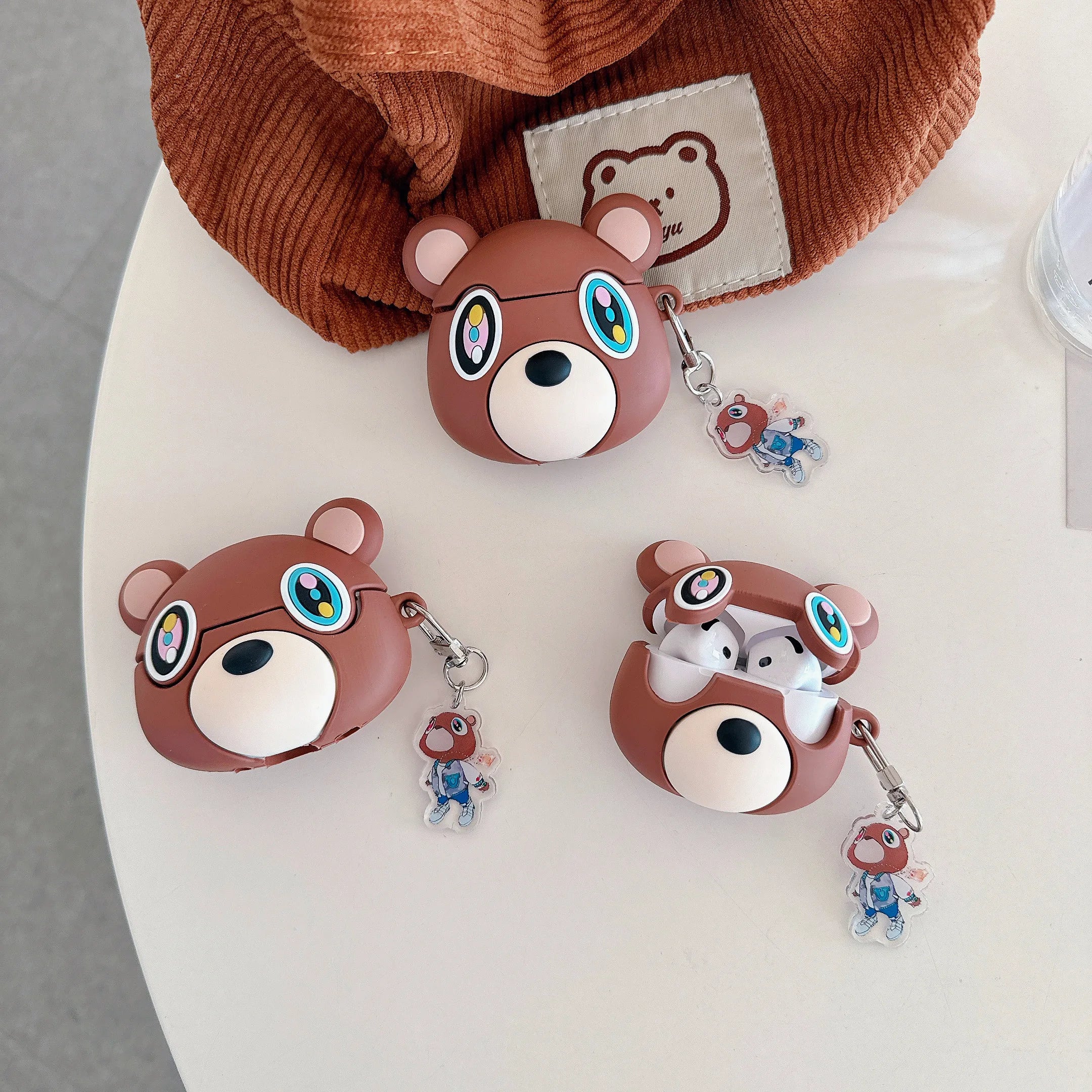 Dropout Bear Funda AirPods - Image 3