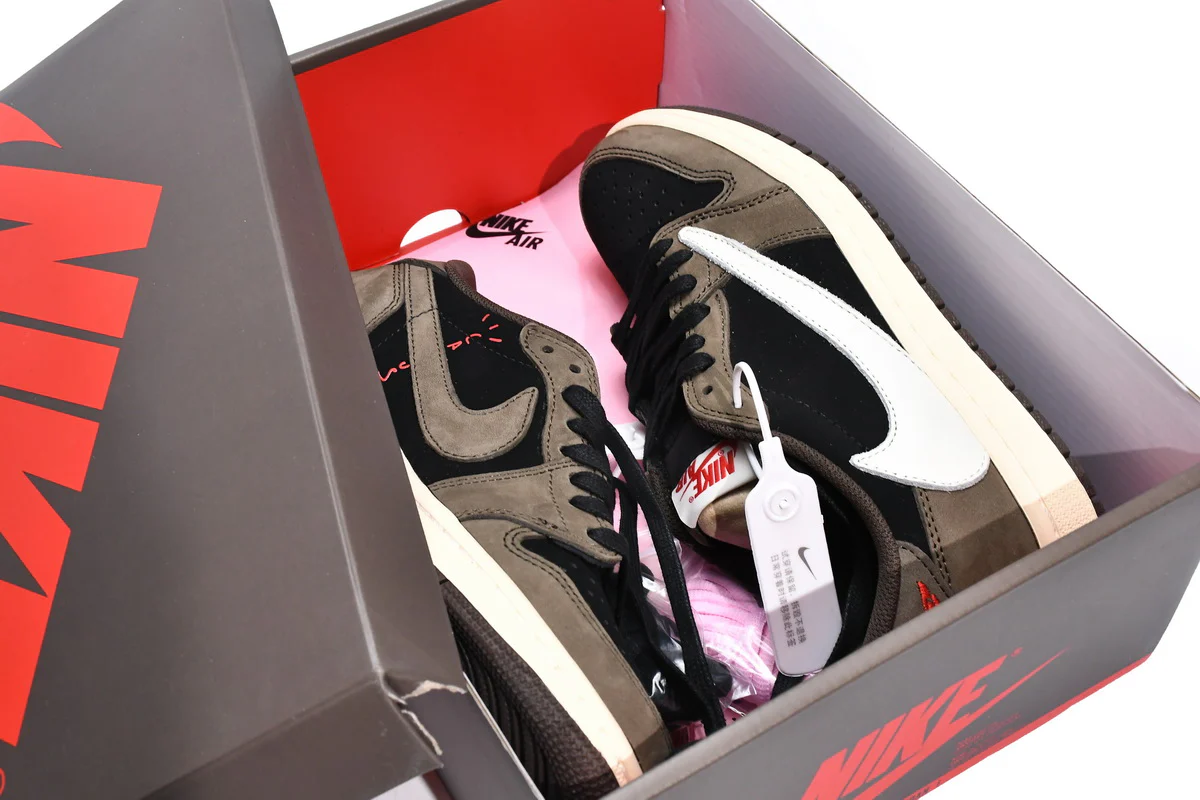 Jordan 1 Retro Low OG SP Travis Scott Mocha - Image 2