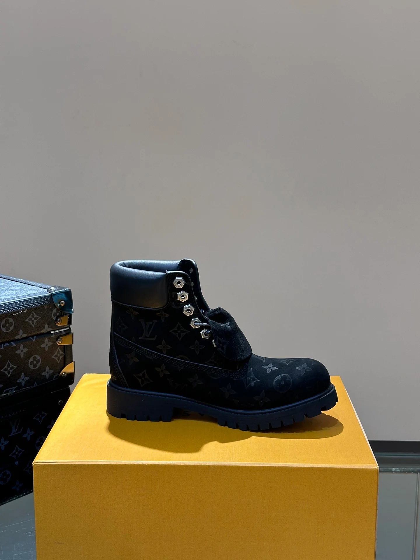 Timberland Louis Vuitton Calidad 1:1 - Image 6