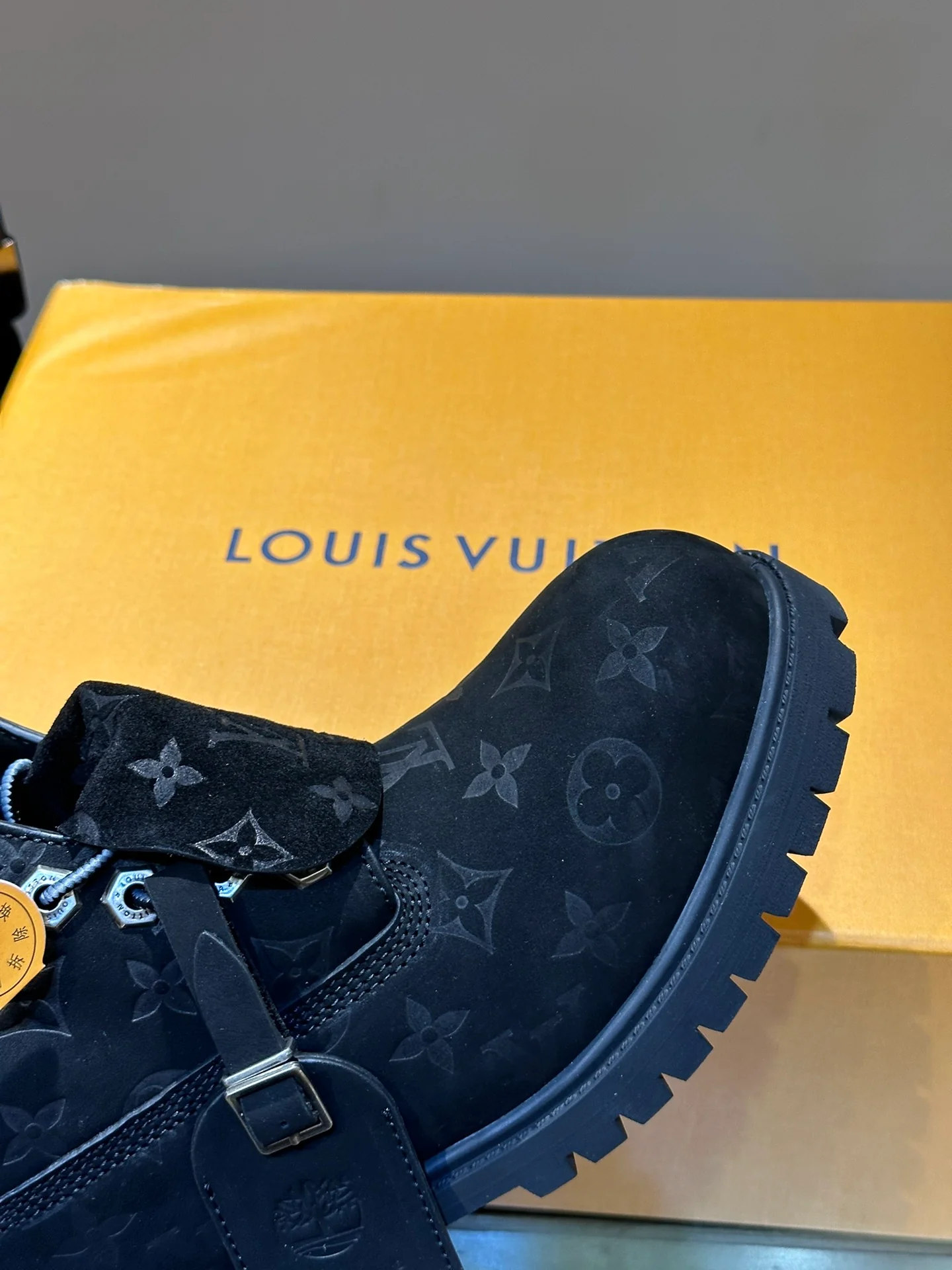 Timberland Louis Vuitton Calidad 1:1 - Image 8