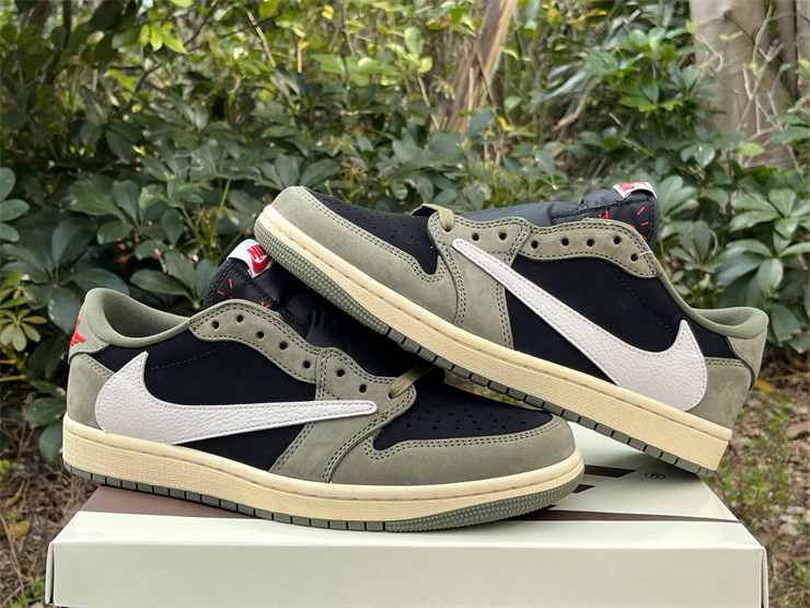Travis Scott x Air Jordan 1 Low OG Black Sail Medium Olive - Image 4