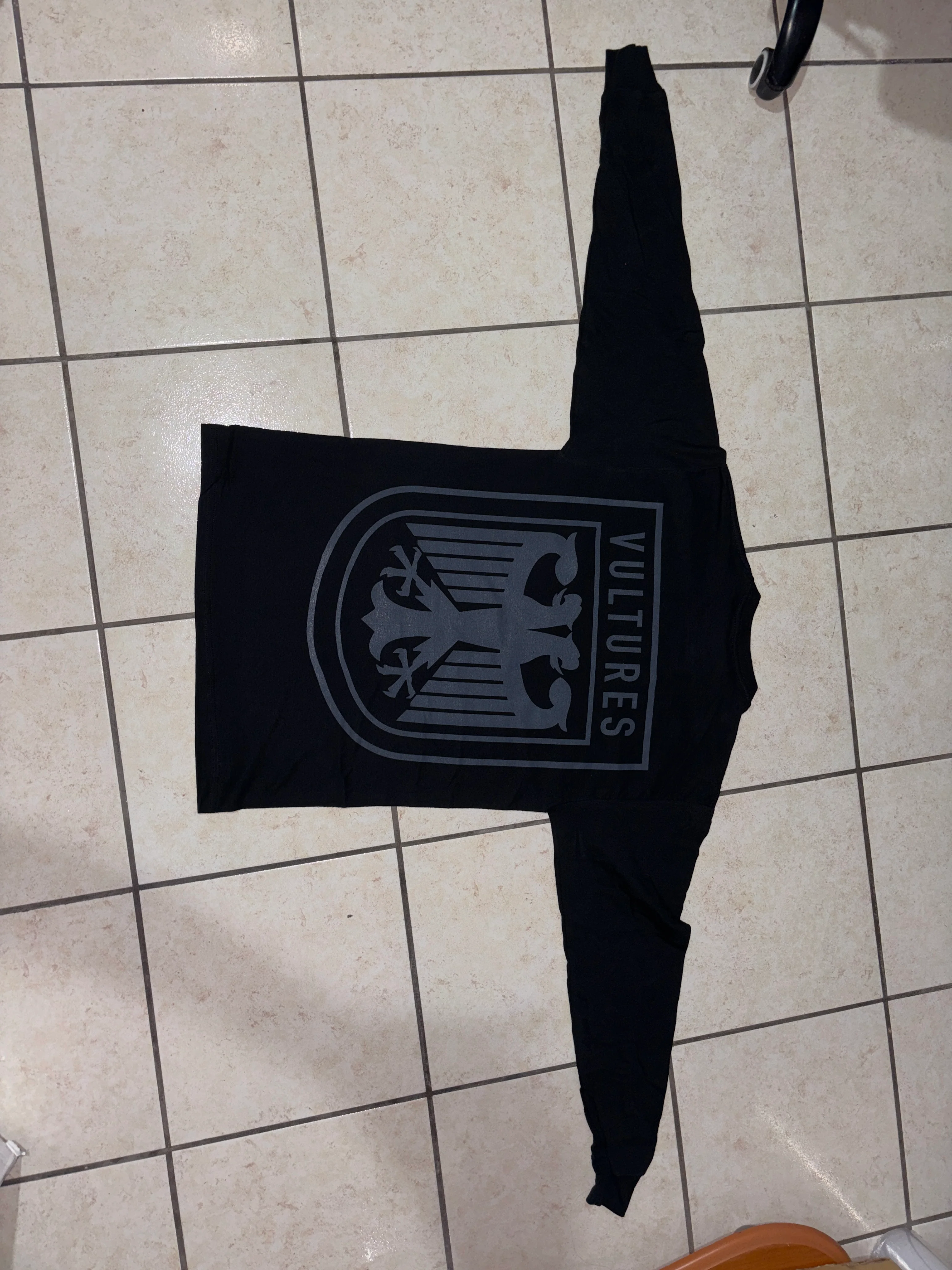 Vultures longsleeve black - Image 3