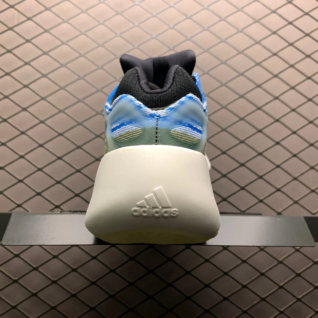 Yeezy 700 v3 - Image 2