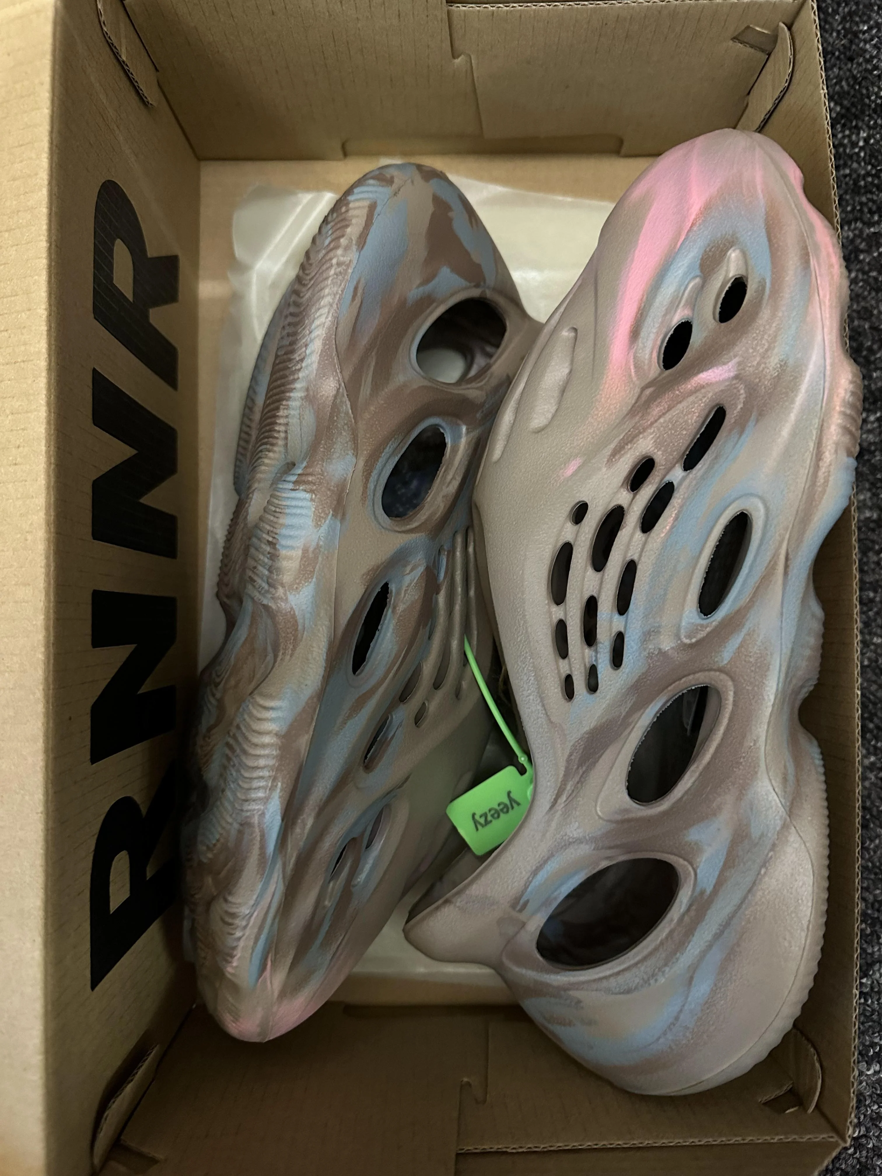 Yeezy Foam Runner 1:1 (muchos modelos) - Image 4